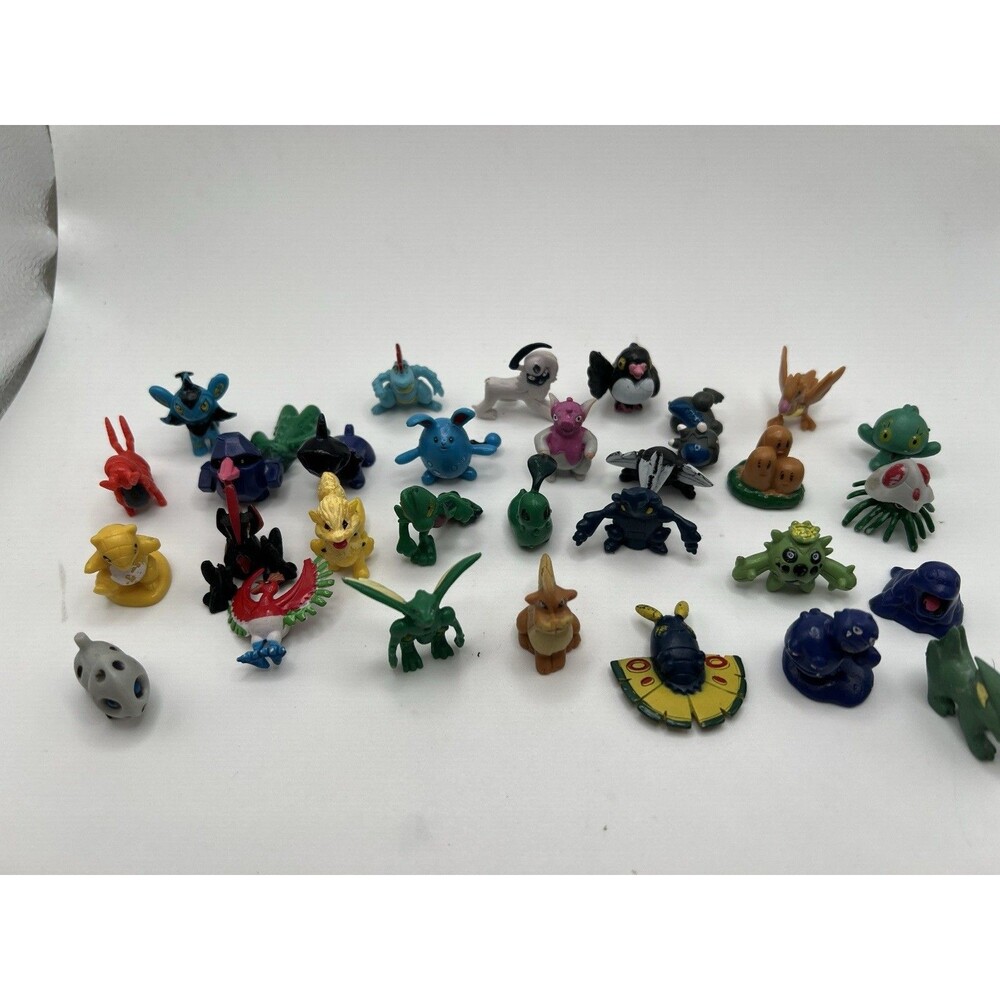 Vintage 2006 2007 Pokemon Lot of 31 RL R/L.W China Mini 1" Figures